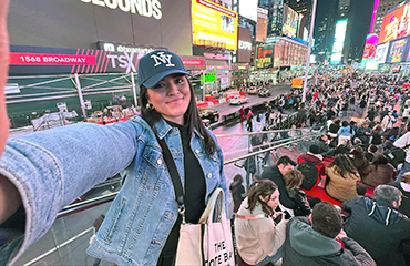 Maria Rubio in Times Square
