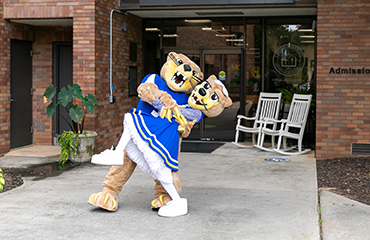 Mr. and Mrs. Bearcat