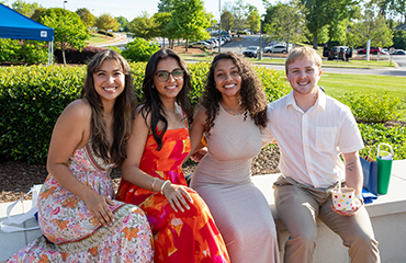 students at senior picnic